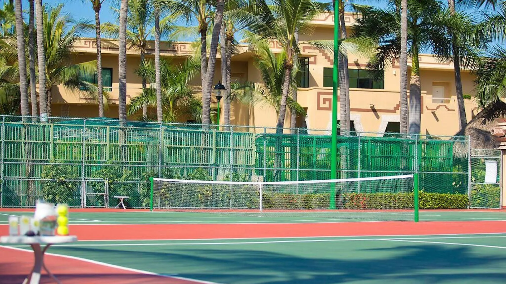 Paradise Village Nuevo Vallarta
